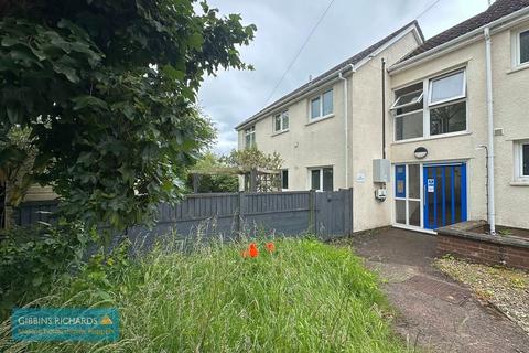 1 bed property, in Wiveliscombe, £140,000