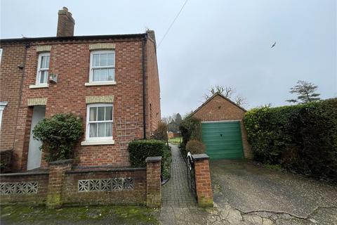 3 bed property, in 6 Bull Close, £185,000