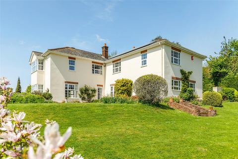 5 bed property, in Wootton Courtenay, £895,000
