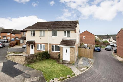 3 bed property, in Clifford Drive, £275,000