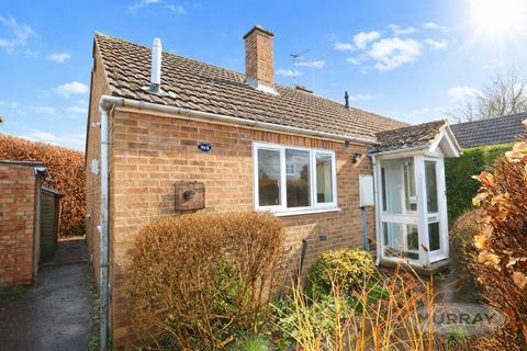 1 bed property, in Priory Road, £220,000