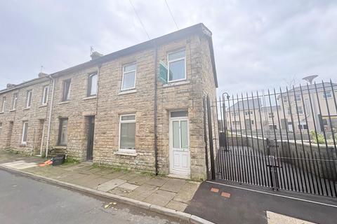 3 bed property, in Edward Street, £185,000