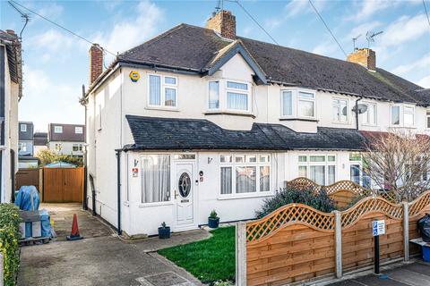 3 bed property, in Wills Crescent, £600,000