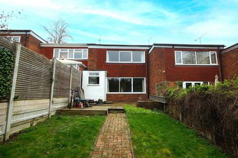3 bed property, in Monkchester Close, £514,000