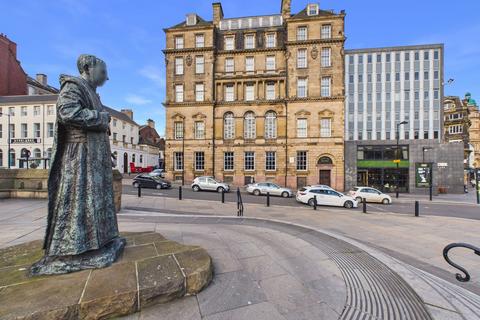 2 bed property, in Bewick Street, £155,000