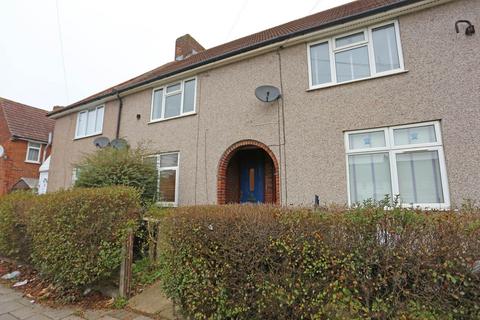 2 bed property, in Woodward Road, £350,000