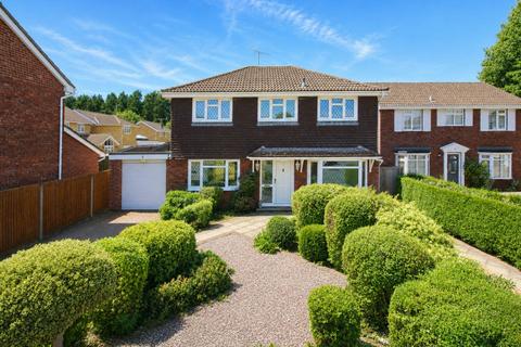 4 bed property, in Blacksmiths Road, £650,000