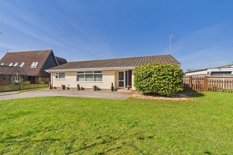 3 bed property, in Norton Road, £425,000