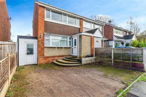 3 bed property, in Sharon Way, £240,000