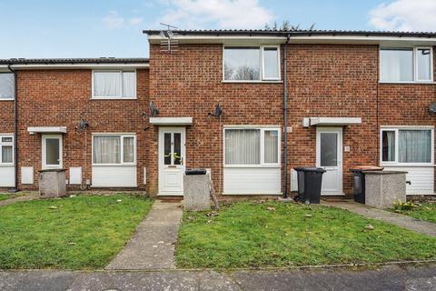 1 bed property, in Massey Close, £130,000