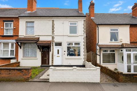 3 bed property, in Cannock Road, £160,000