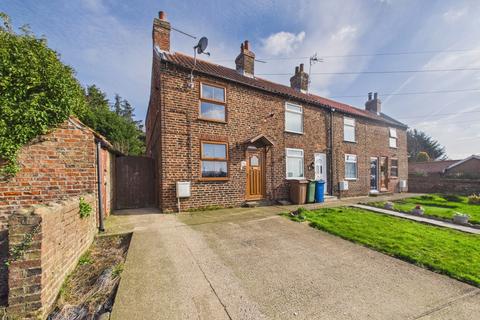 3 bed property, in Bridlington Road, £145,000