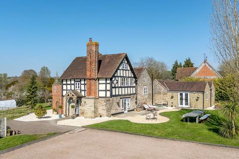 6 bed property, in Ford House, £895,000