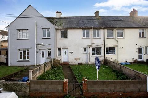 3 bed property, in First Avenue, £200,000