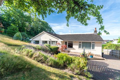3 bed property, in Ashmeads Way, £685,000