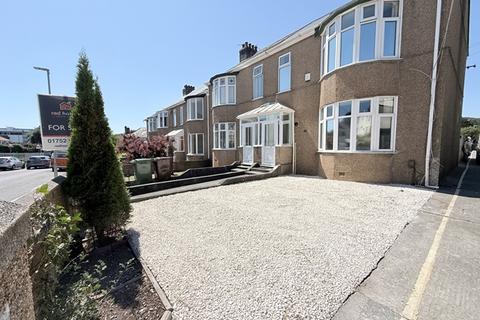 3 bed property, in Dale Road, £260,000