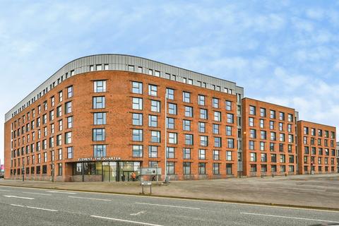 Studio, in Low Hill, £100,000