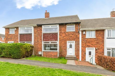 3 bed property, in Leazes Rise, £90,000