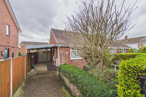 2 bed property, in Trentham Close, £169,950
