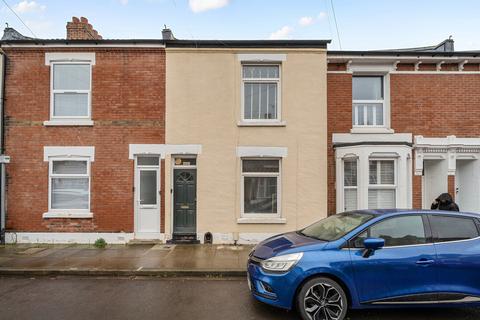 3 bed property, in Harold Road, £265,000