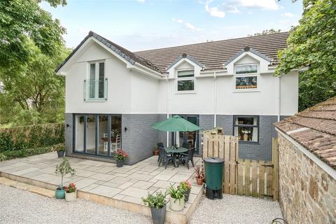 4 bed property, in Red Lane, £725,000
