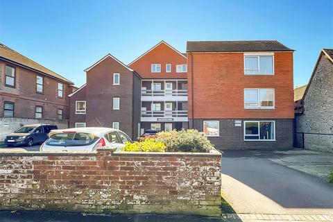 Studio, in Maltravers Road, £100,000