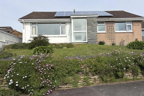 3 bed property, in Trethewey Way, £400,000