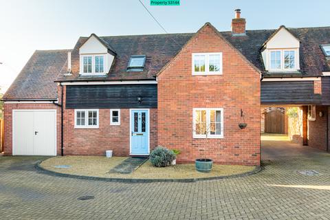 4 bed property, in Front Street, £415,000