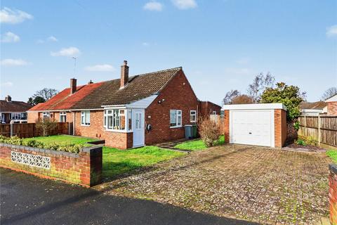 3 bed property, in Hawthorne Avenue, £275,000