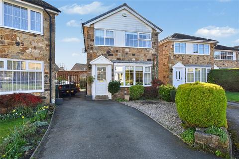 3 bed property, in Abbey Court, £358,000