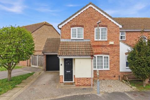 3 bed property, in Sussex Way, £475,000