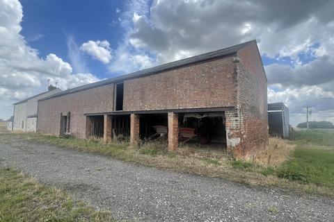 4 bed property, in Barn Conversion, £150,000