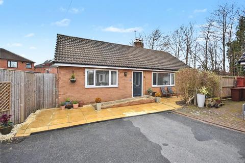 2 bed property, in Ring Road, £339,000
