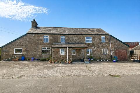 4 bed property, in St. Clether, £550,000