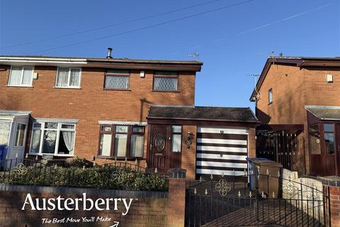 3 bed property, in Warsill Grove, £180,000