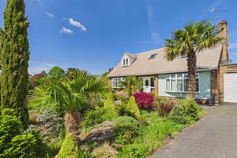 3 bed property, in Weston Grove, £500,000