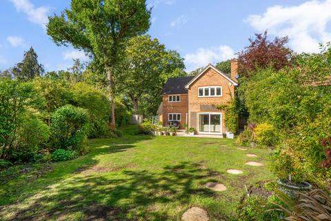 4 bed property, in Hitches Lane, £1,000,000