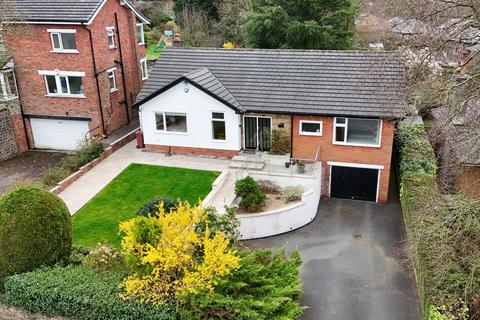 3 bed property, in Beardwood Brow, £495,000