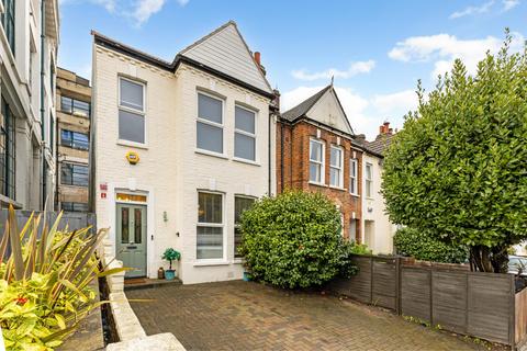 3 bed property, in Martell Road, £1,100,000