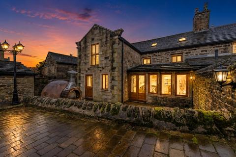 4 bed property, in Station Road, £575,000