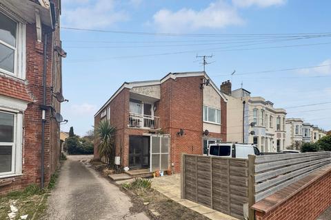 Land, in 140 Aldwick Road, £349,950