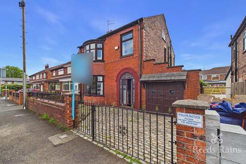 3 bed property, in Balmoral Drive, £350,000