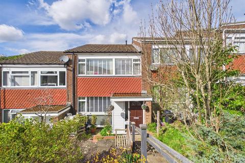 3 bed property, in Markfield, £350,000