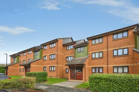 1 bed property, in Maltby Drive, £170,000