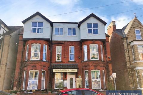 15 bed property, in Marshall Avenue, £425,000