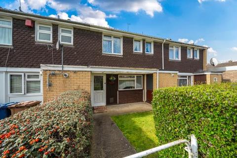 3 bed property, in Starwort Path, £325,000