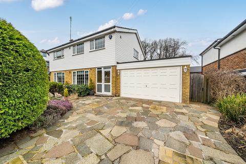 4 bed property, in Melbourne Close, £1,250,000