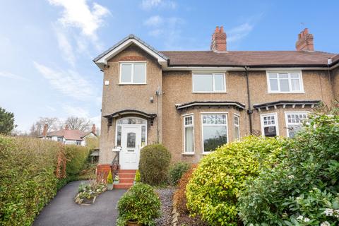 3 bed property, in Clement Road, £600,000