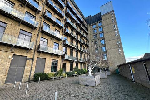 2 bed property, in Millroyd Mill, £50,000