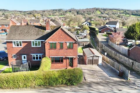 3 bed property, in Tean Road, £200,000